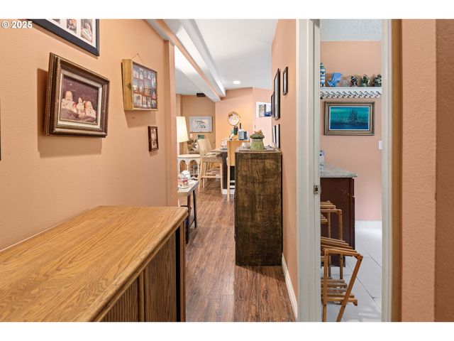 92256 HUMMINGBIRD Ln, Warrenton, OR 97146