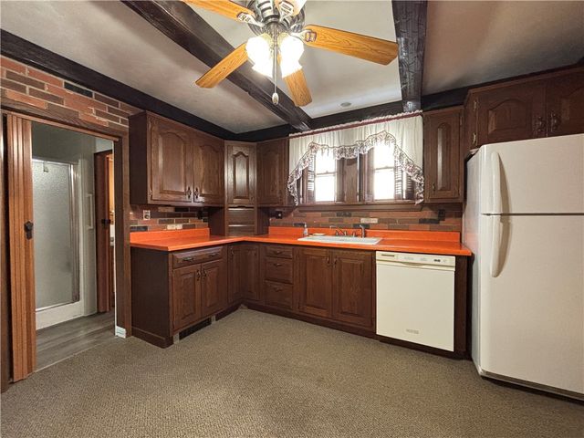 20 North Tionesta Avenue, Kane Boro, PA 16735