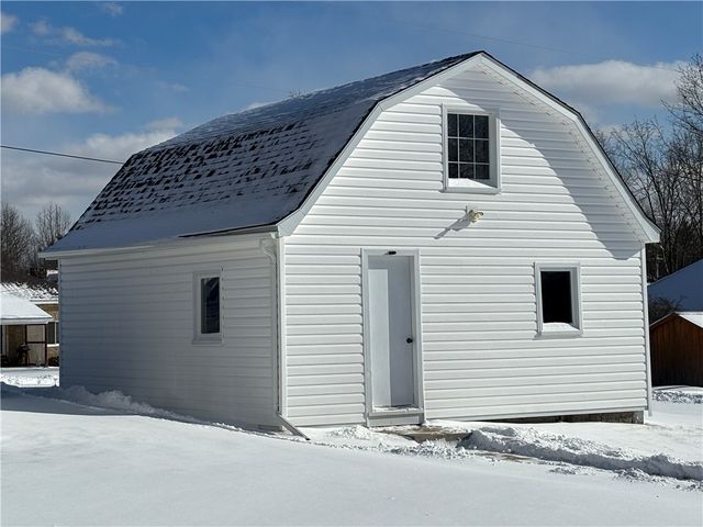 20 North Tionesta Avenue, Kane Boro, PA 16735