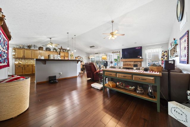3529 Lake Louise Drive, Grove City, OH 43123