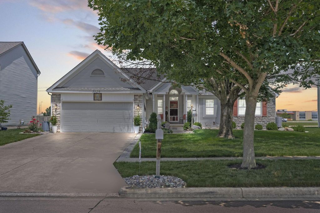 3529 Lake Louise Drive, Grove City, OH 43123