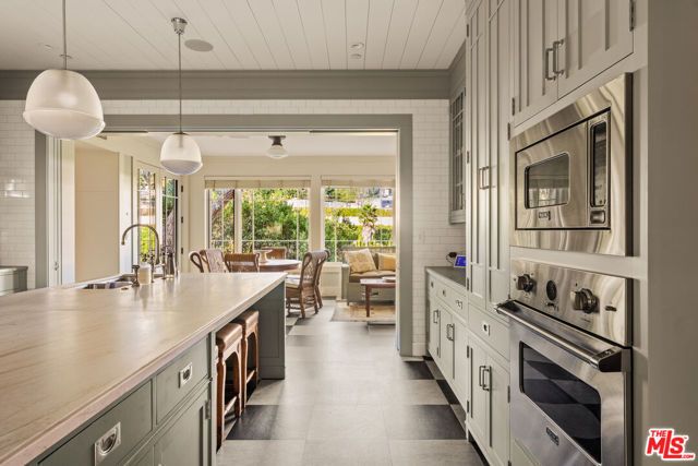 1166 Summit Drive, Beverly Hills, CA 90210