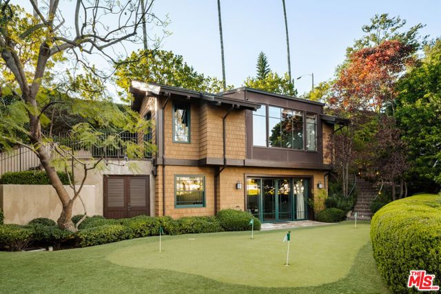 1166 Summit Drive, Beverly Hills, CA 90210