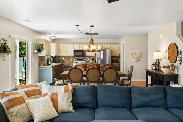 16 Elise Way, Bozeman, MT 59718