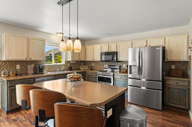 16 Elise Way, Bozeman, MT 59718