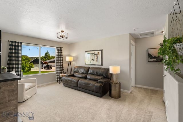 16 Elise Way, Bozeman, MT 59718