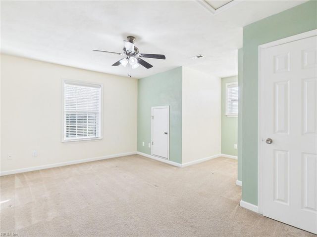 3148 Hyde CIR, Norfolk, VA 23513