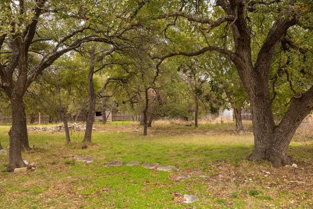 6626 Jim Hogg DR, Georgetown, TX 78633