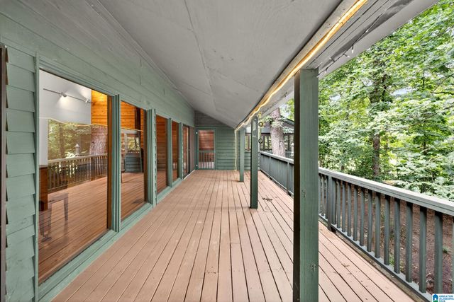 2905 KIRKCALDY LANE, Birmingham, AL 35242