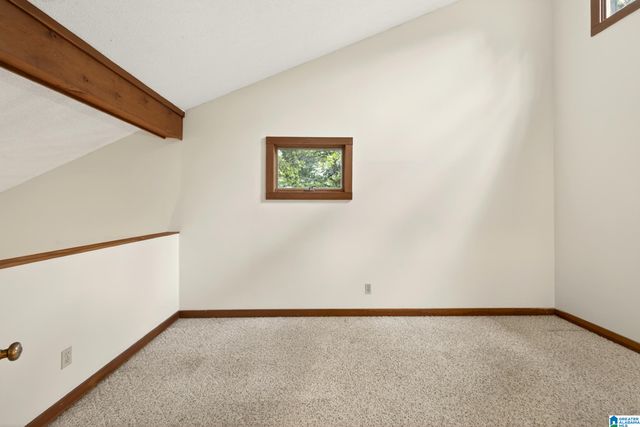 2905 KIRKCALDY LANE, Birmingham, AL 35242