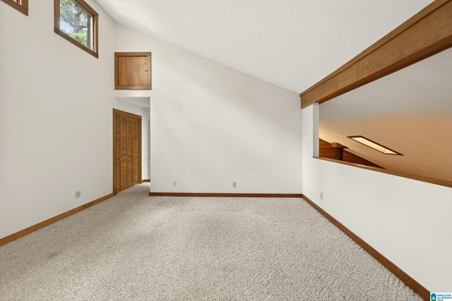 2905 KIRKCALDY LANE, Birmingham, AL 35242