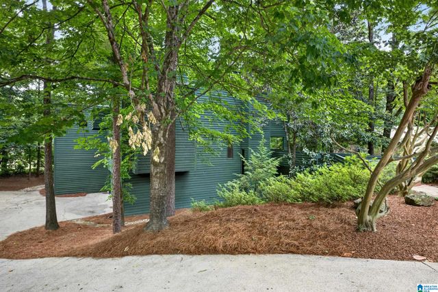 2905 KIRKCALDY LANE, Birmingham, AL 35242