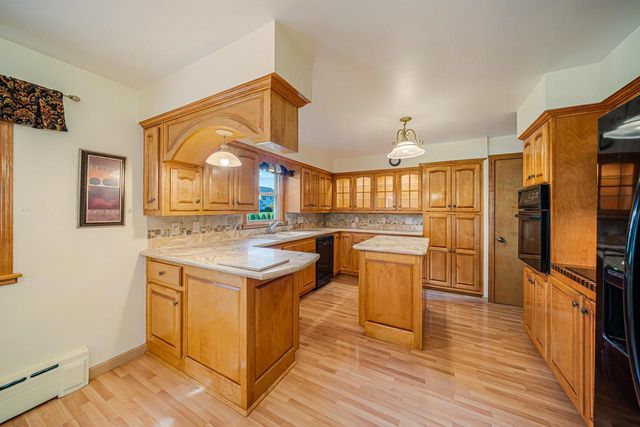 133 VILLA DRIVE, Neenah, WI 54956
