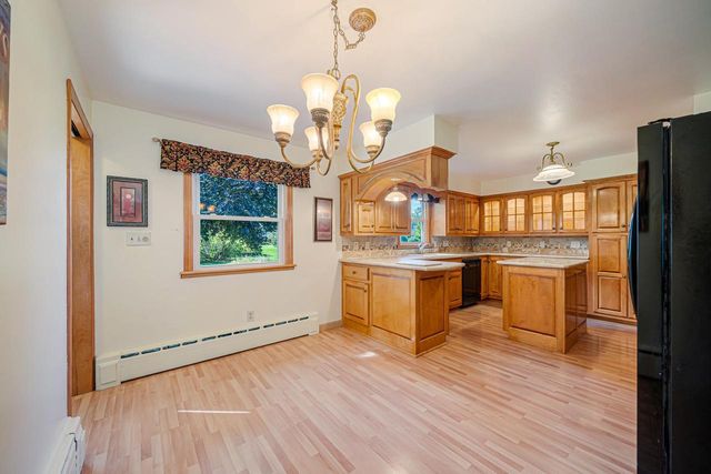 133 VILLA DRIVE, Neenah, WI 54956