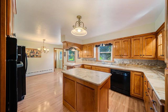 133 VILLA DRIVE, Neenah, WI 54956