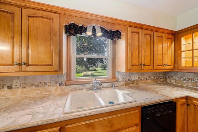 133 VILLA DRIVE, Neenah, WI 54956
