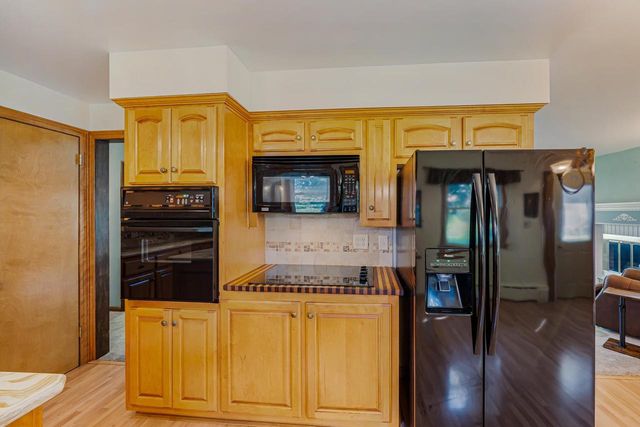 133 VILLA DRIVE, Neenah, WI 54956