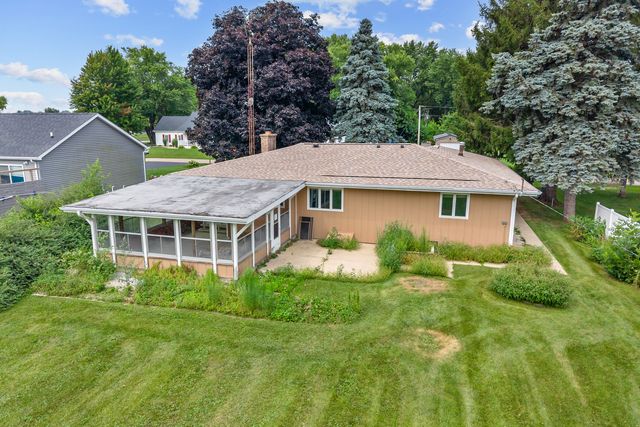 1007 Nancy Road, Lake Holiday, IL 60548