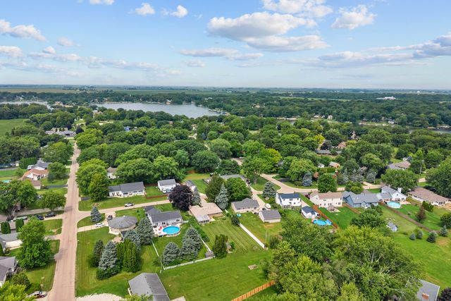 1007 Nancy Road, Lake Holiday, IL 60548