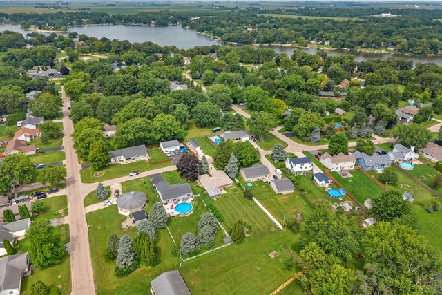1007 Nancy Road, Lake Holiday, IL 60548