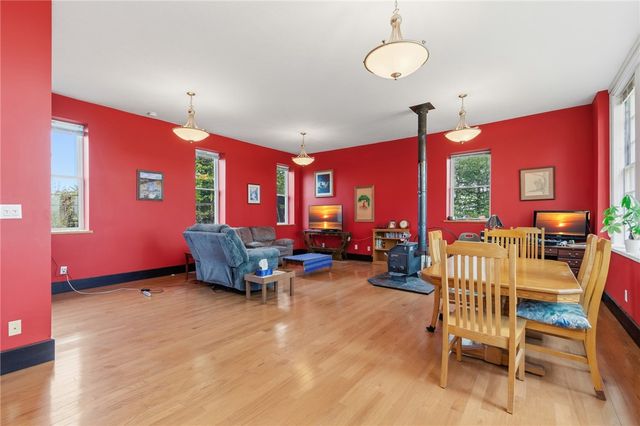1005 Old Pre-Emption Road, Lyons, NY 14489