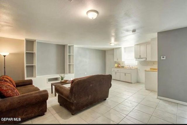 176 LANZA Lane, Socorro, TX 79927