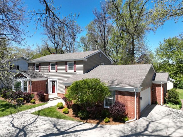 480 Calumet ROAD, Fox Point, WI 53217
