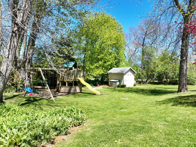480 Calumet ROAD, Fox Point, WI 53217