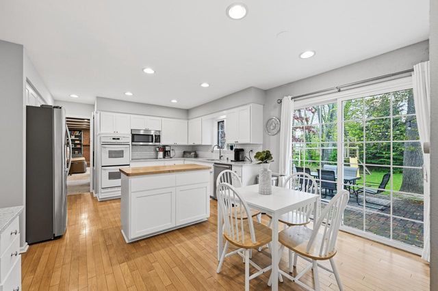 480 Calumet ROAD, Fox Point, WI 53217