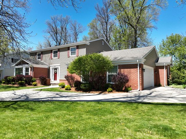 480 Calumet ROAD, Fox Point, WI 53217