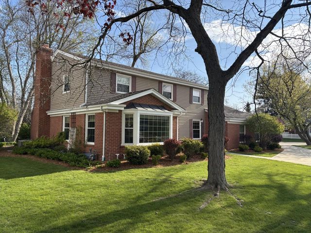 480 Calumet ROAD, Fox Point, WI 53217
