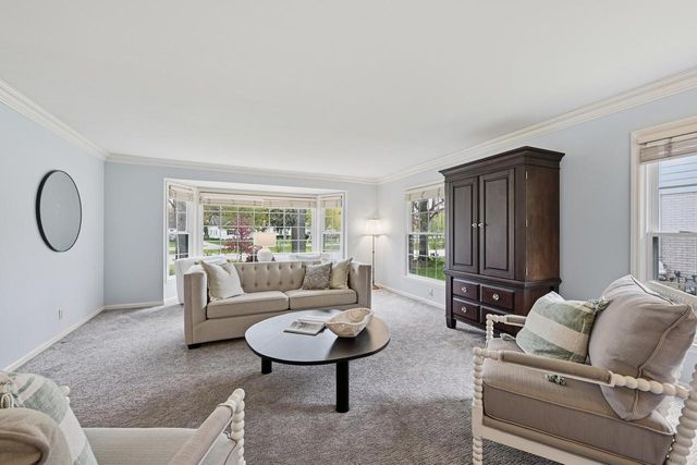 480 Calumet ROAD, Fox Point, WI 53217