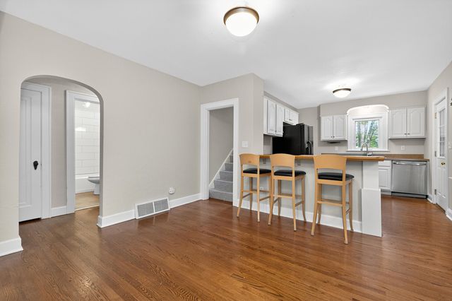 321 W Johnson Road, La Porte, IN 46350