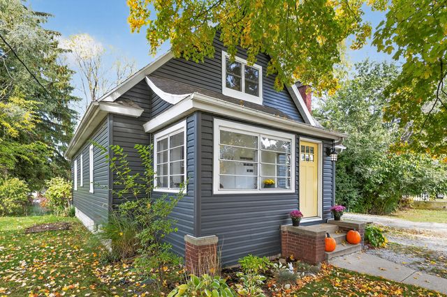 321 W Johnson Road, La Porte, IN 46350