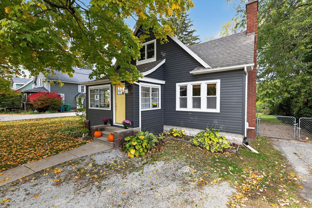 321 W Johnson Road, La Porte, IN 46350