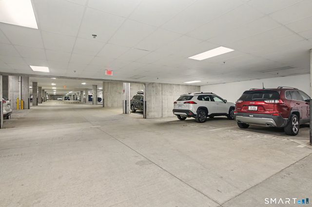 77 Havemeyer Lane 324, Stamford, CT 06902