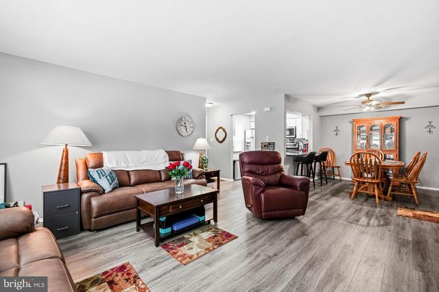 2705-A HEATHERSTONE CT, Mount Laurel, NJ 08054