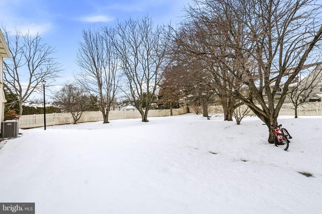 2705-A HEATHERSTONE CT, Mount Laurel, NJ 08054