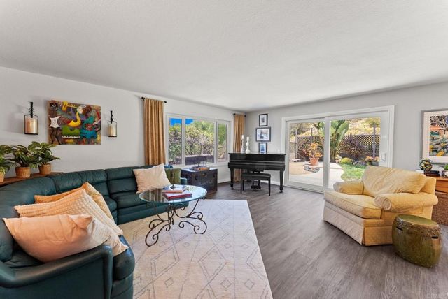7640 Calle Madero, Carlsbad, CA 92009