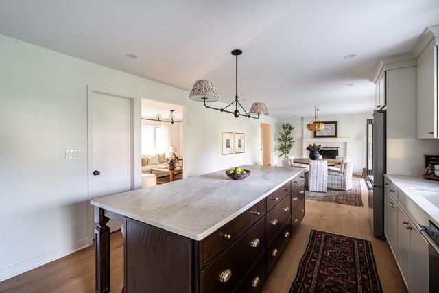 3385 Bradee ROAD, Brookfield, WI 53005