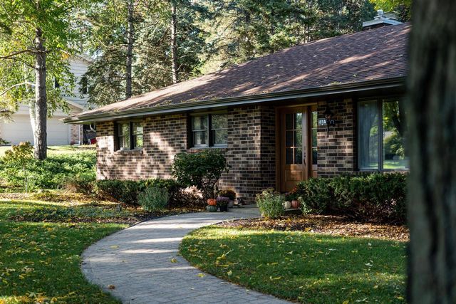3385 Bradee ROAD, Brookfield, WI 53005