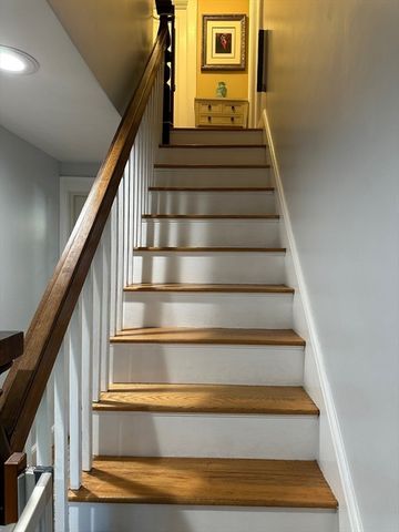 229 Union St, Norwood, MA 02062