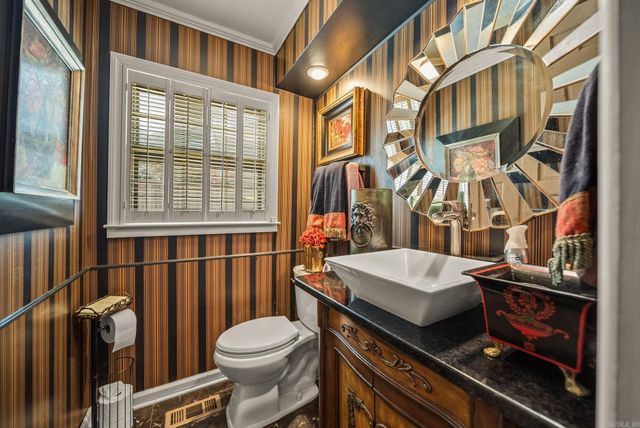 595 Valley Club Circle, Little Rock, AR 72212