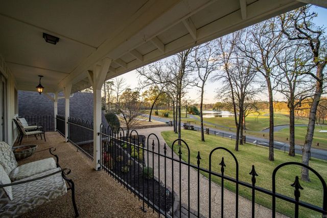 595 Valley Club Circle, Little Rock, AR 72212