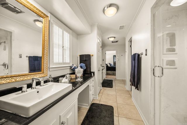 595 Valley Club Circle, Little Rock, AR 72212