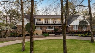 595 Valley Club Circle, Little Rock, AR 72212