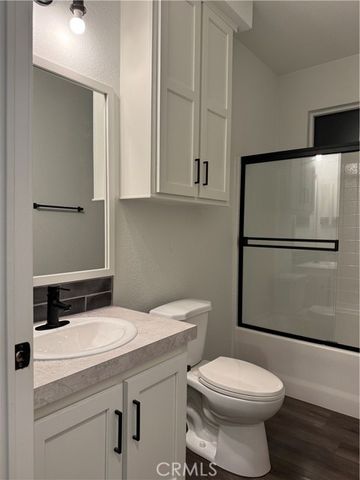 5200 Heil Avenue 64, Huntington Beach, CA 92649