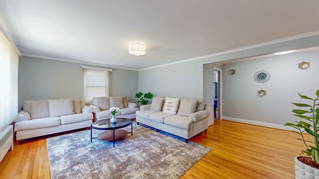18 Federal Street, West Hartford, CT 06110