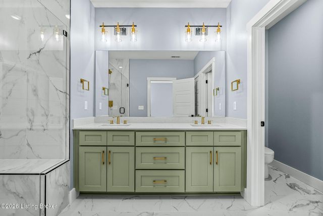 1100 Silvercrest Ln, Louisville, KY 40223