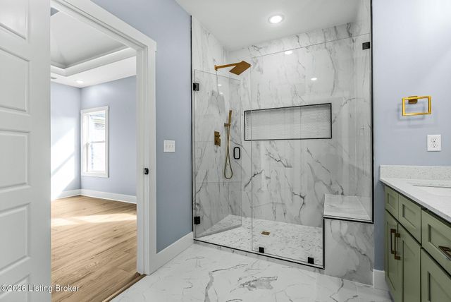 1100 Silvercrest Ln, Louisville, KY 40223